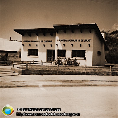 Foto Biblioteca (San Martín de los Andes)