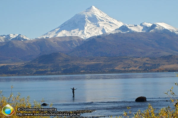 Foto Pesca en el Lago Huechulafquen (Guillermo Hermosilla)