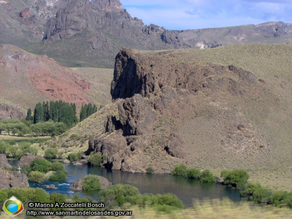 Foto Río y montaña (Marina A Zoccatelli Bosch)