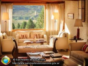 Foto casona del alto living (San Martín de los Andes)