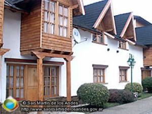 Foto Cabañas Del Valle (San Martín de los Andes)