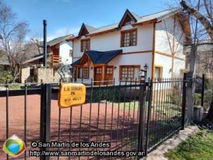 Foto Orlando Rizzi Alquileres fachada  (San Martín de los Andes)